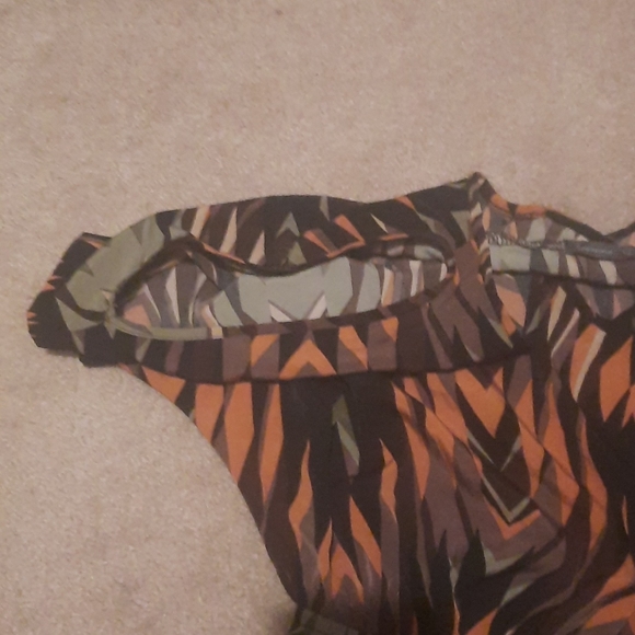 Dress - Picture 3 of 7